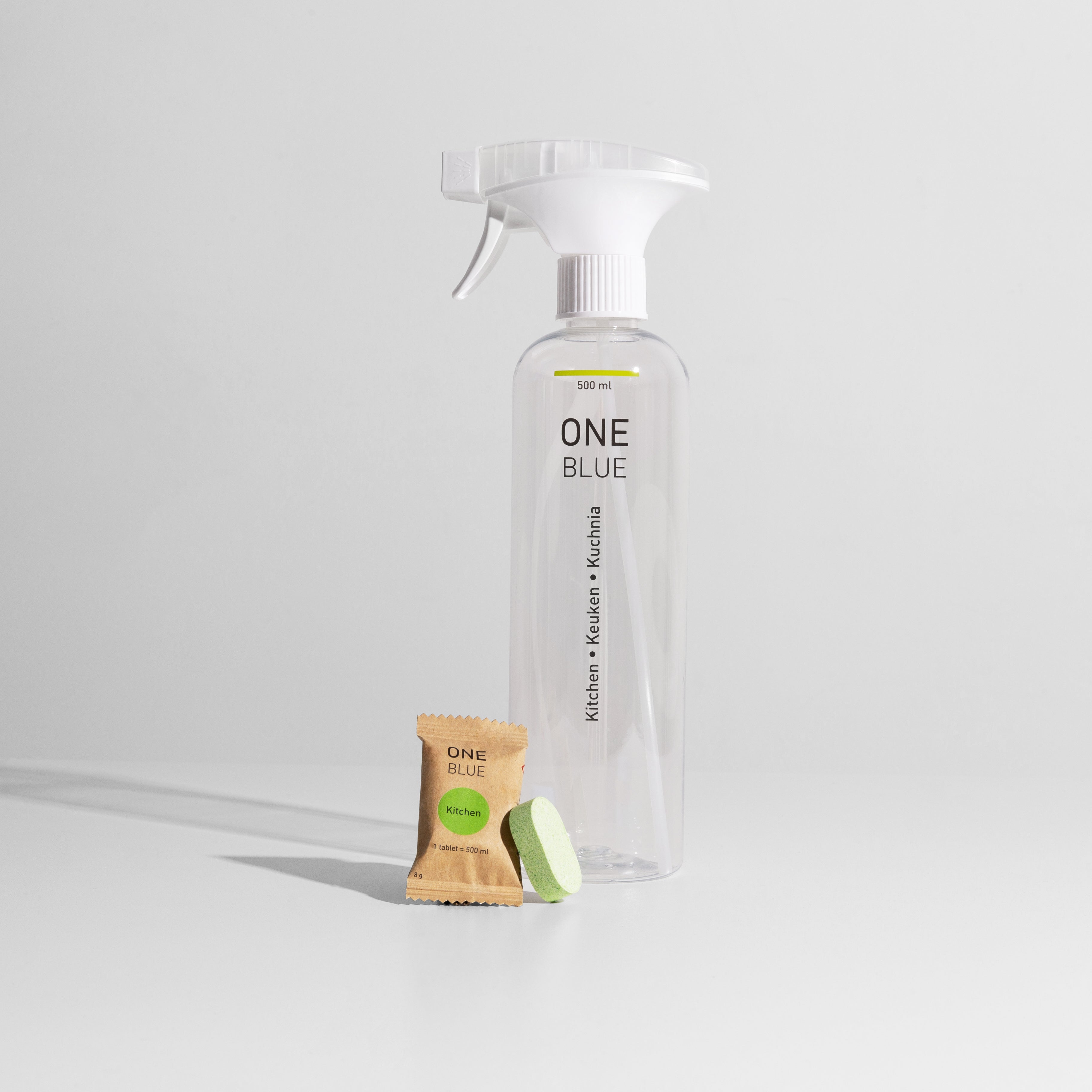 Starter pack kitchen cleaner with a reusable bottle and 1 tablet