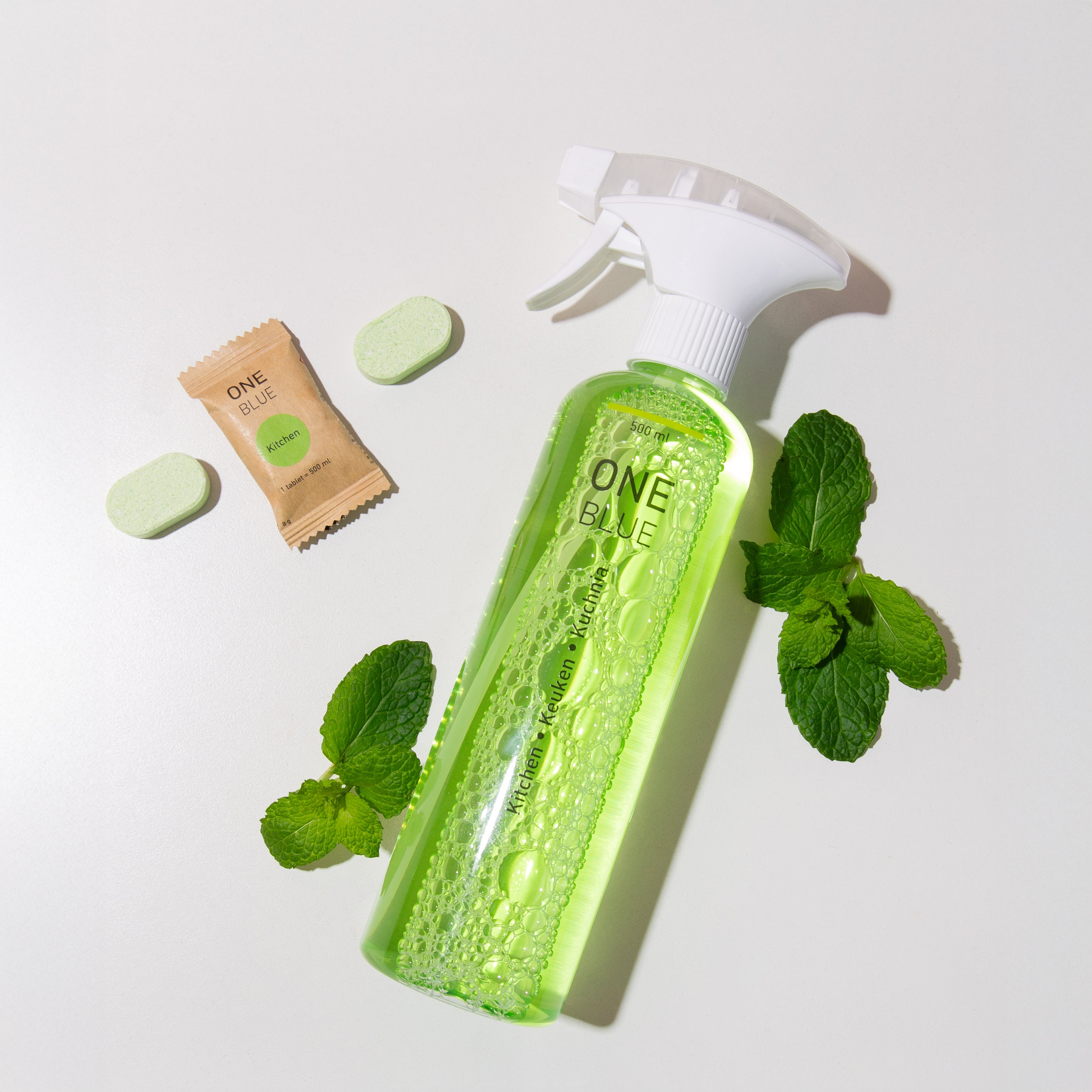 Kitchen cleaner with a scent of eucalyptus mint 